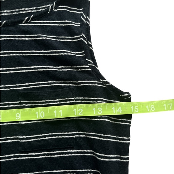 Vince Ladies Black and White Stripe Linen Midi Dress Size Medium - Picture 5 of 7
